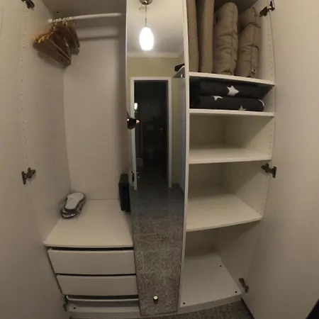 Bonsai-apartment Ii *